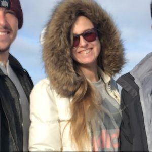 Meet your Posher, Carly